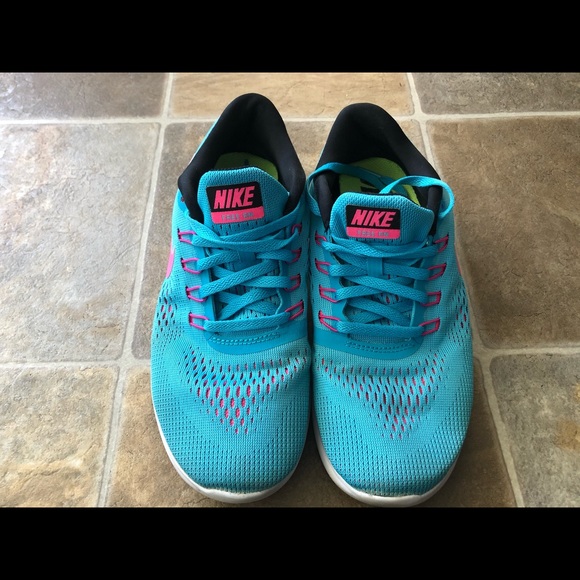 Nike Free Run sneakers size 6 - Picture 2 of 5